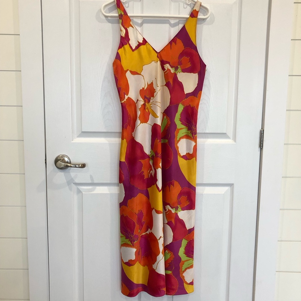 Natori Multicolor Floral nightgown nightdress V neck with adjustable straps